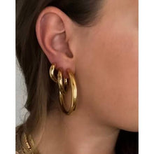 Load image into Gallery viewer, Ethel Gold Hoop Earrings
