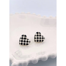 Load image into Gallery viewer, Black &amp; White Heart Earrings
