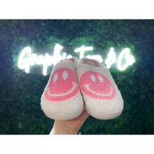 Load image into Gallery viewer, Pink Happy Face Slippers
