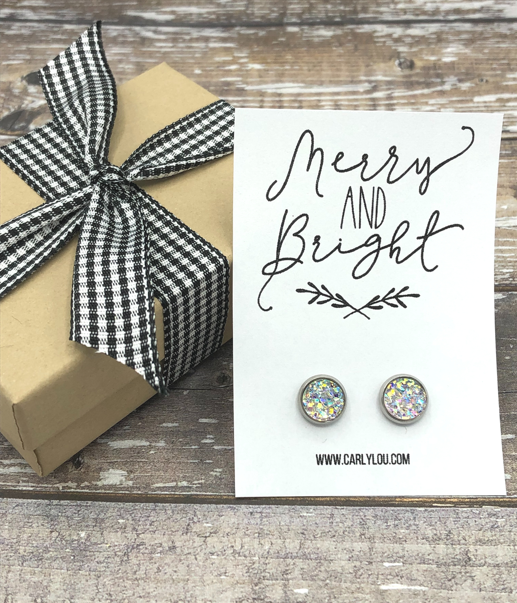 Farmhouse Christmas Earrings: Merry & Bright